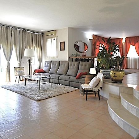 Holiday Villa In 10 Min From Fuengirola Beach With Sea Views Pool Bbq Parking Wifi Aircon Big Garden Михас Экстерьер фото