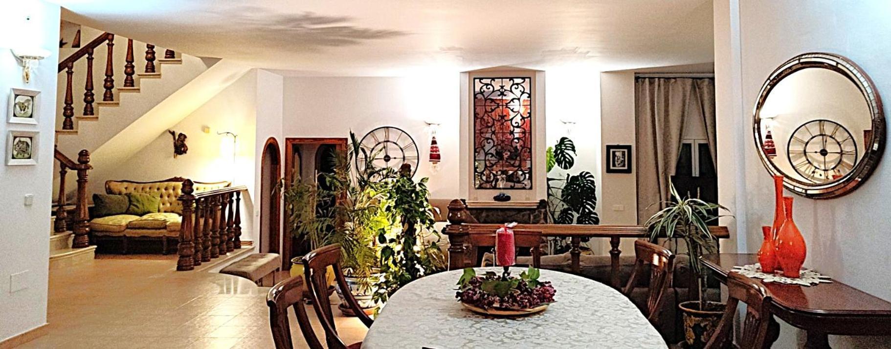 Holiday Villa In 10 Min From Fuengirola Beach With Sea Views Pool Bbq Parking Wifi Aircon Big Garden Михас Экстерьер фото