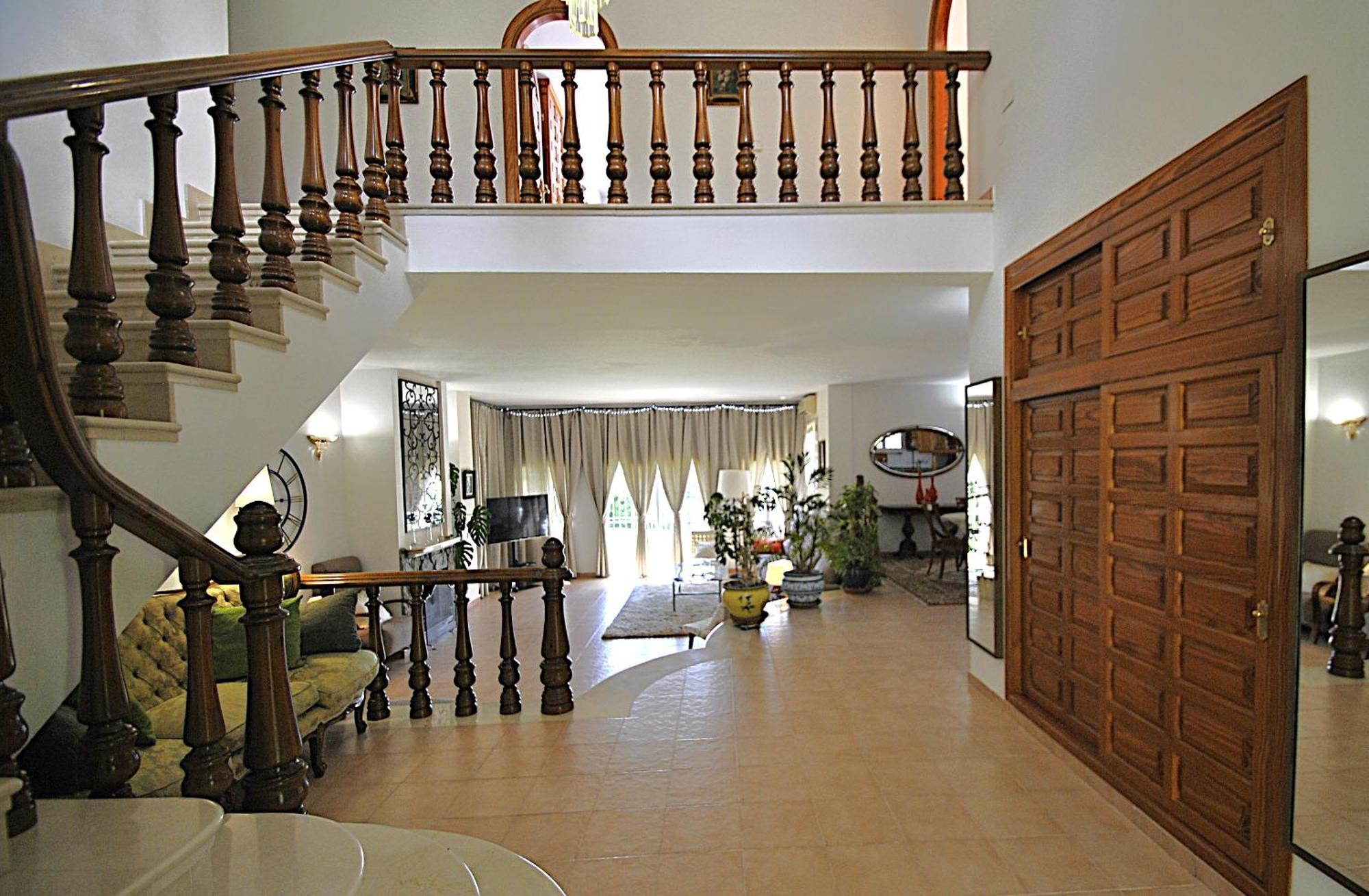 Holiday Villa In 10 Min From Fuengirola Beach With Sea Views Pool Bbq Parking Wifi Aircon Big Garden Михас Экстерьер фото